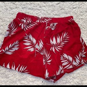 RED SHORTS